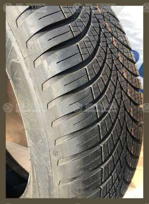 Goodyear Vector 4Seasons G3 235/40 R18 95W